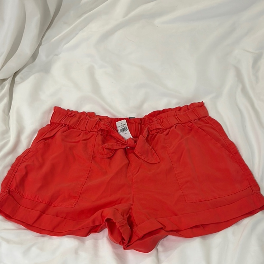 Women's Coral Shorts